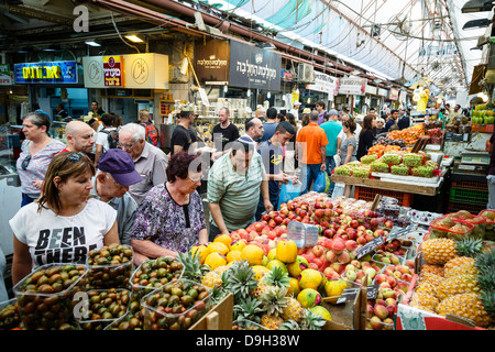 Frutta e verdura si spegne al Mahane Yehuda Market, Gerusalemme, Israele. Foto Stock