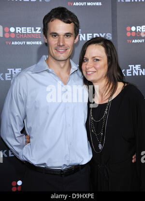 Matthew Rolph e Mary Lynn Rajskub Premiere mondiale di "Kennedys" presso la Academy of Motion Pictures Arts and Sciences Samuel Goldwyn Theater di Beverly Hills, la California - 28.03.11 Foto Stock