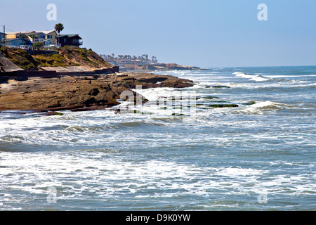 Point Loma spiagge erosione e surf a San Diego in California. Foto Stock