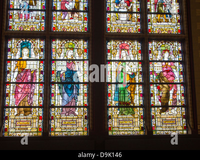 Il vetro macchiato in museo Rijks, Amsterdam, Paesi Bassi. Foto Stock