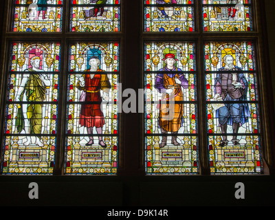 Il vetro macchiato in museo Rijks, Amsterdam, Paesi Bassi. Foto Stock