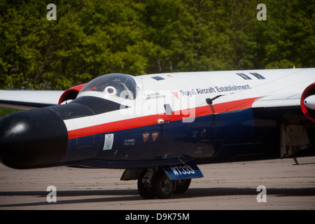 Canberra guerra fredda degli anni sessanta RAF aeromobili a Bruntingthorpe airfield leicestershire Foto Stock