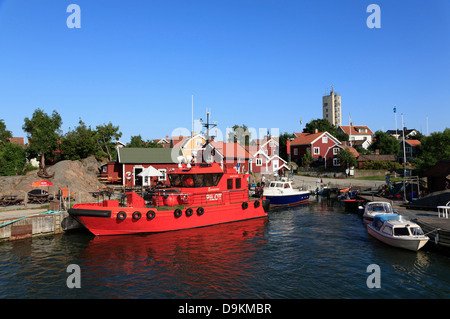 Barca pilota nel porto di Landsort Isola (Oeja), porto, arcipelago di Stoccolma, mar baltico, Svezia e Scandinavia Foto Stock