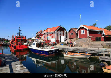 Barca pilota nel porto di Landsort Isola (Oeja), porto, arcipelago di Stoccolma, mar baltico, Svezia e Scandinavia Foto Stock