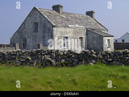 Piccolo cottage in Kilronan,Inishmore,Isole Aran,l'Irlanda Foto Stock