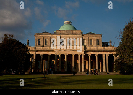 Pittville pump room cheltenham gloucester Inghilterra Foto Stock