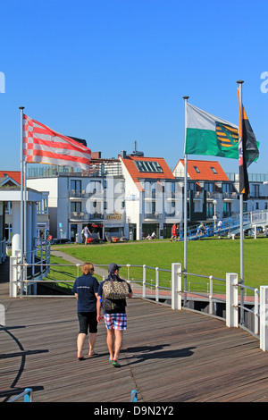 Germania, Bassa Sassonia, East Friesland, bensersiel, vista locale, il Mare del Nord, Mare del Nord bagno, floodgate porto, centro locale, d Foto Stock