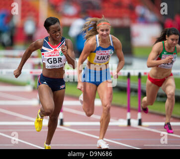 23.06.2013 Gateshead, Inghilterra. Tiffany Porter (GBR) rigidi per la linea in 100m ostacoli, durante l'Atletica Europea Team campionati dal Gateshead International Stadium. Foto Stock