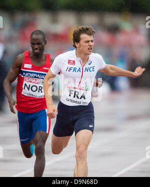 23.06.2013 Gateshead, Inghilterra. Christophe Lemaitre ha (FRA) vince la seconda calore di Uomini 200m durante l'Atletica Europea Team campionati dal Gateshead International Stadium. Foto Stock