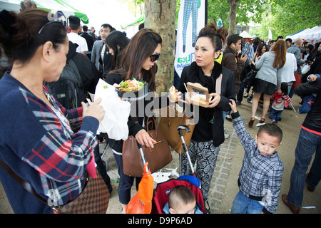 Vietnam Festival aperto 2013 (VOF 2013) è una cultura Vietnamita festival che celebra il meglio del Vietnam a Londra. Foto Stock