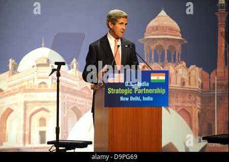 Segretario Kerry offre commento su STATI UNITI-India relazioni Foto Stock