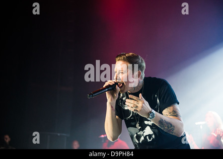 Il Professor Green eseguendo il suo nuovo album a GLive in Guildford per un sold out folla Foto Stock