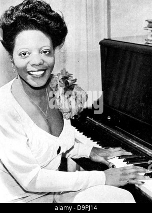 MARY LOU WILLIAMS (1910-1981) Noi pianista jazz circa 1946 Foto Stock