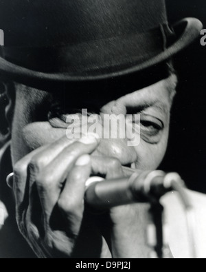 SONNY Boy Williamson - Alex Miller (1912-1965) US BLUES musicista in UK TV è pronto, stabile, andare nel novembre 1964. Foto Tony Gale Foto Stock