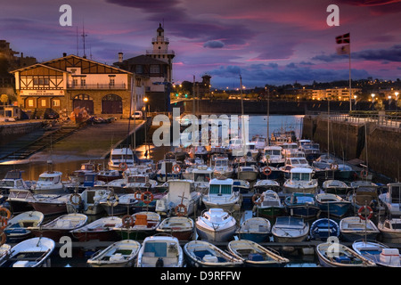 Barche a daybrake nel porto di Getxo. Getxo, Bizkaia, Spagna, Europa Foto Stock