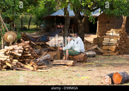 La vita quotidiana nelle zone rurali Kampot provincia della Cambogia Foto Stock