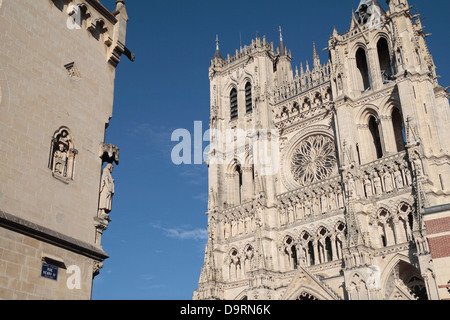 La Cattedrale di Nostra Signora di Amiens (Cathédrale Notre Dame d'Amiens), o la Cattedrale di Amiens, Amiens, Somme Picardia, Francia. Foto Stock
