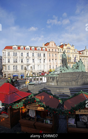 JAN HUS MONUMENTO & PRAGA REPUBBLICA CECA 01 Gennaio 2013 Foto Stock