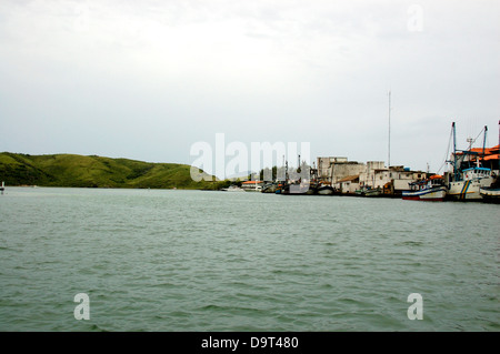 Villaggio di Pescatori e la bellissima località di Cabo Frio,Brasile Foto Stock