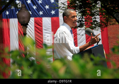Il Presidente degli Stati Uniti Barack Obama fa un discorso sul cambiamento climatico presso la Georgetown University di Washington DC, Martedì, 25 giugno 2013. Credito: Dennis Brack / Pool via CNP Foto Stock