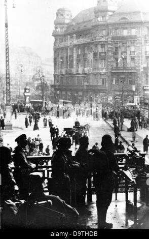 Rivoluzione tedesca 1918/1919: Le truppe governative occupano la Potsdamer Bahnhof a Postdamer Platz a Berlino durante il combattente di strada all'inizio di gennaio 1919. Fotoarchiv für Zeitgeschichte Foto Stock