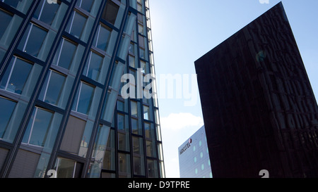 Costruito di recente Tanzende Türme e Arcotel edifici al famoso Reeperbahn Amburgo, Germania. Foto Stock