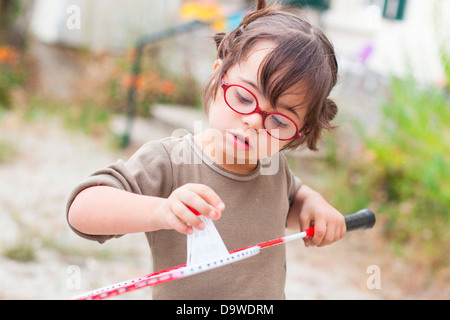 4 anni ragazza con sindrome di Down Foto Stock