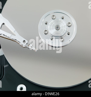 Macro Immagine di un disco rigido che mostra il disco Foto Stock