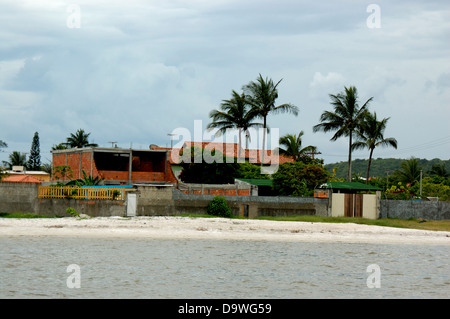 Spiaggia privata e bellissimo resort sul lungomare di Cabo Frio,Brasile Foto Stock