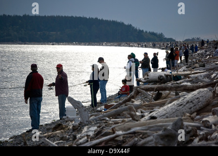 La pesca del salmone affumicato, noto anche come Humpies sulla Whidbey Island,Washington, Admiralty ingresso. Foto Stock