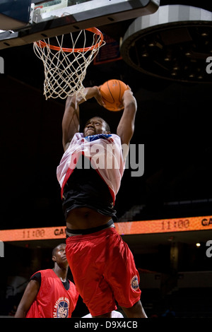 Yancy Gates (Cincinnati, OH / Withrow). La National Basketball Players Association tenne un accampamento per la Top 100 di alta scuola di prospettive di basket presso la John Paul Jones Arena presso l'Università della Virginia di Charlottesville, VA a partire dal 20 giugno 2007 al 23 giugno 2007. Foto Stock