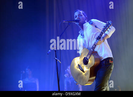 Dortmund, Germania. Il 27 giugno, 2013. Cantante britannico James Morrison dà un concerto come parte del Dortmund settimana musicale a Westfalenhalle di Dortmund in Germania, 27 giugno 2013. Credito: dpa picture alliance/Alamy Live News Foto Stock