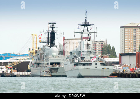 HMS Severn è un fiume di offshore classe nave pattuglia del British Royal Navy. Foto Stock