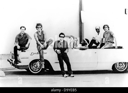 BRUCE SPRINGSTEEN E LA E Street Band foto promozionale di noi del gruppo rock circa 1984. Vedere la descrizione seguente per i nomi. Foto Stock