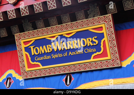 Epcot Center World Showcase, presso la sezione Cinese, Disney World, a Orlando, Florida. Per solo uso editoriale. Foto Stock