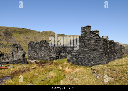 Runis di sistemazione dei blocchi a Rhosydd miniera di ardesia Croesor Gwynedd in Galles Cymru REGNO UNITO GB Foto Stock