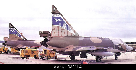 102d Fighter-Interceptor squadrone - Convair F-102A-70-CO Delta Dagger 56-1241 Foto Stock