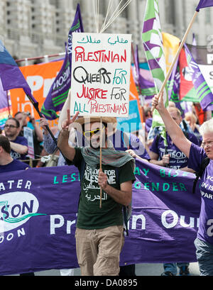 Londra, Regno Unito. Il 29 giugno 2013. I partecipanti al London Pride Parade su Regent Street. Fotografo: Gordon Scammell/Alamy Live News Foto Stock