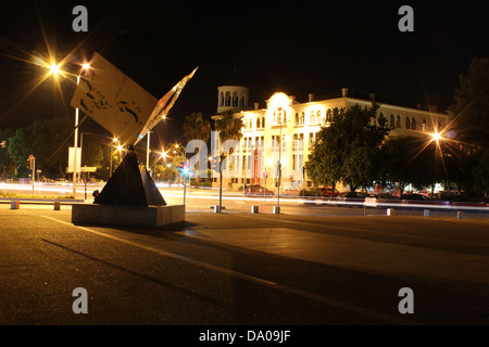 Riprese notturne hanth square a Salonicco Grecia Foto Stock