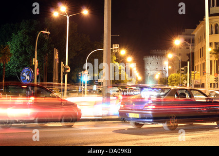 Riprese notturne della Torre Bianca di Salonicco Grecia Foto Stock