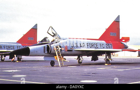 317Fighter-Interceptor Squadron Convair F-102A-70-CO Delta Dagger 56-1257 Foto Stock