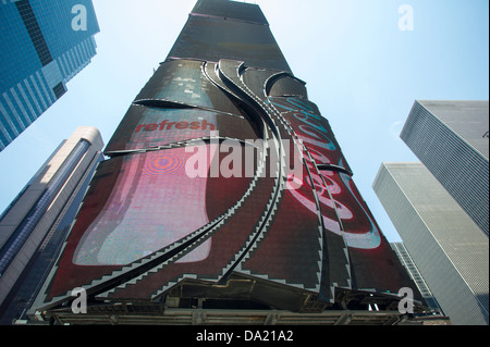 Coca-Cola billboard visto in Times Square a New York venerdì 21 giugno, 2013. (© Francesca M. Roberts) Foto Stock