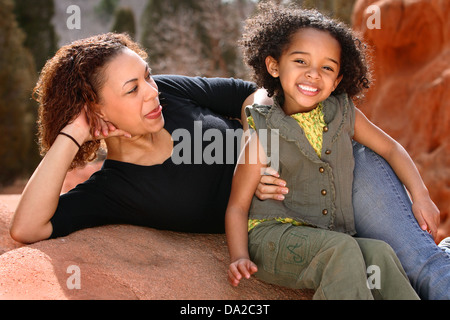 Felice di madre e bambino Foto Stock