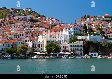 Skopelos island in Grecia. Vista del porto vecchio. Foto Stock