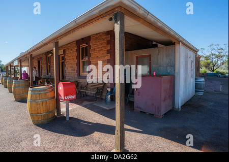 La Prarie Hotel, un punto di riferimento nel pub outback South Australia, appena ad ovest del possente Flinders Ranges. Foto Stock