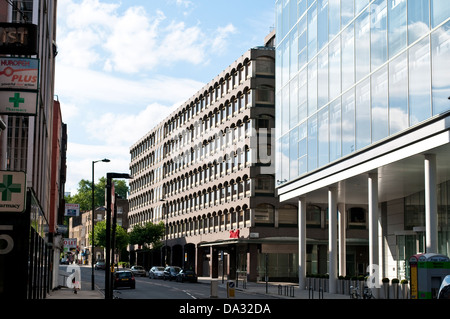 ITN edificio e 2due2 office block, Gray's Inn Road, Holborn, Londra, Regno Unito Foto Stock