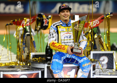 Il British FIM Speedway Grand Prix avviene nel Millennium Stadium di Cardiff è raffigurato il vincitore Emil Sayfutdinov Foto Stock