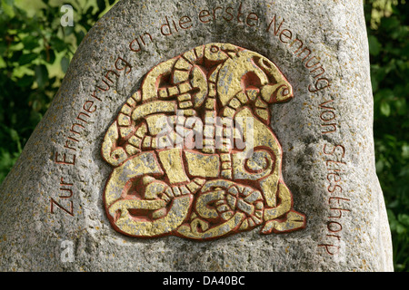 Monumento di pietra, Museo Vichingo Haithabu, Schleswig-Holstein, Germania Foto Stock