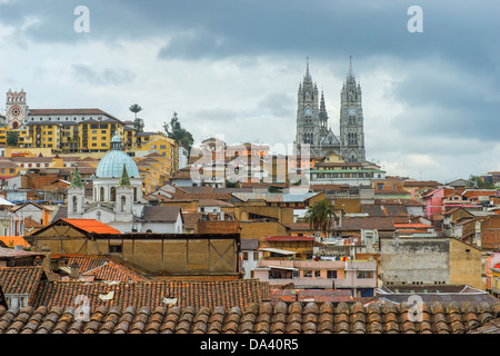 Basilica del Voto Nazionale, Quito Pichincha Provincia, Ecuador, Patrimonio Mondiale dell Unesco Foto Stock