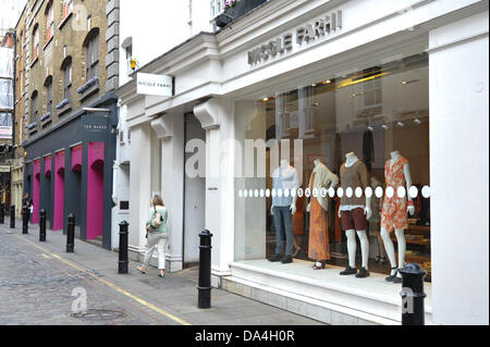 Floral Street, Covent Garden di Londra, Regno Unito. Il 3° luglio 2013. La Nicole Farhi store in Covent Garden. La moda e articoli per la casa rivenditore è andato in amministrazione. Credito: Matteo Chattle/Alamy Live News Foto Stock